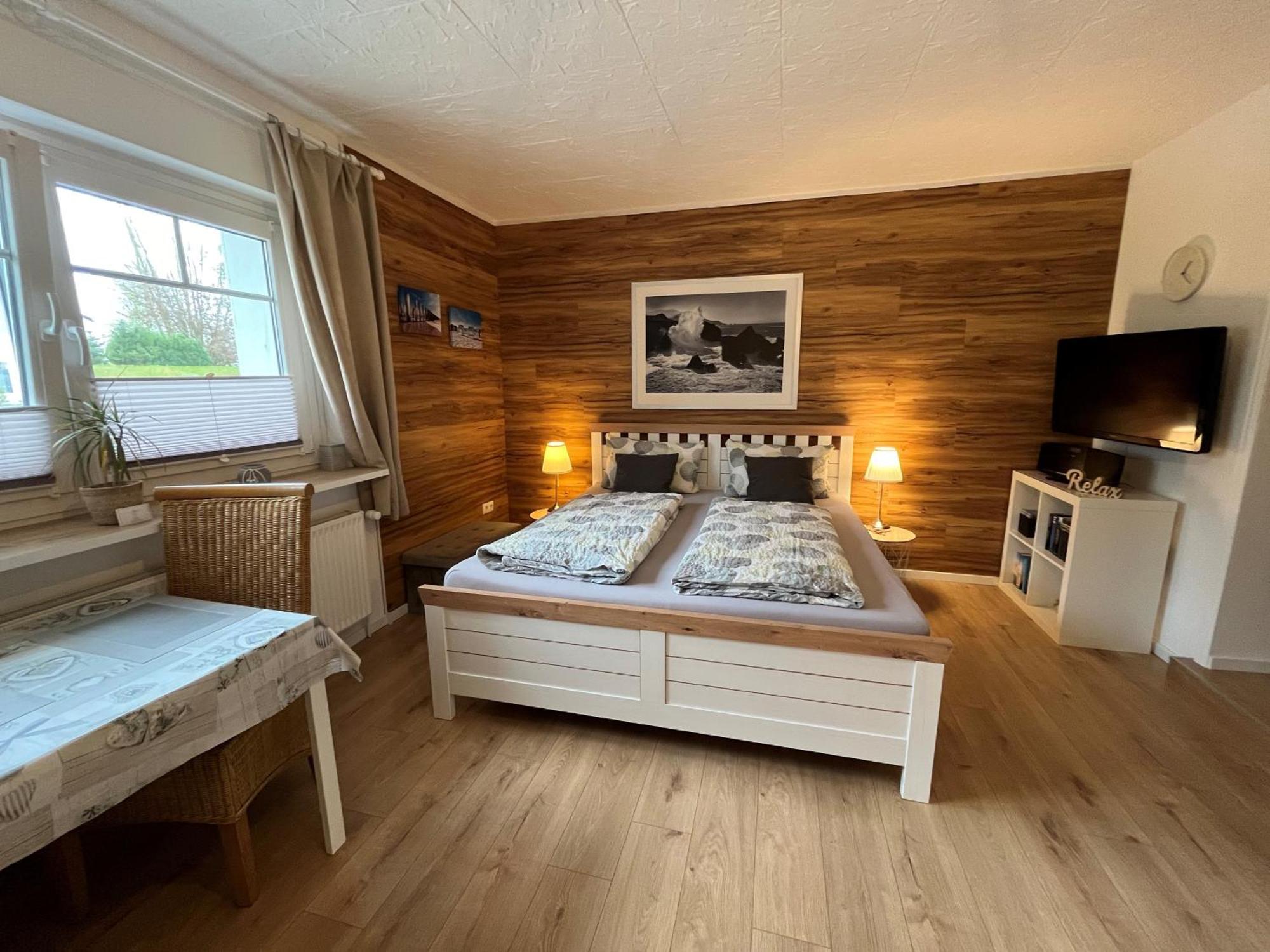 Appartement 1 Mit Kueche Und Neuem Bad, Frisch Saniert Friedrichskoog Exterior foto