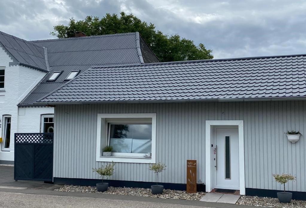 Appartement 1 Mit Kueche Und Neuem Bad, Frisch Saniert Friedrichskoog Exterior foto